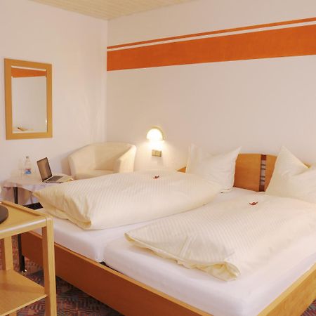 Hotel Landgasthof Kranz Хюфинген Экстерьер фото