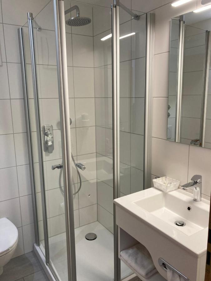 Hotel Landgasthof Kranz Хюфинген Экстерьер фото