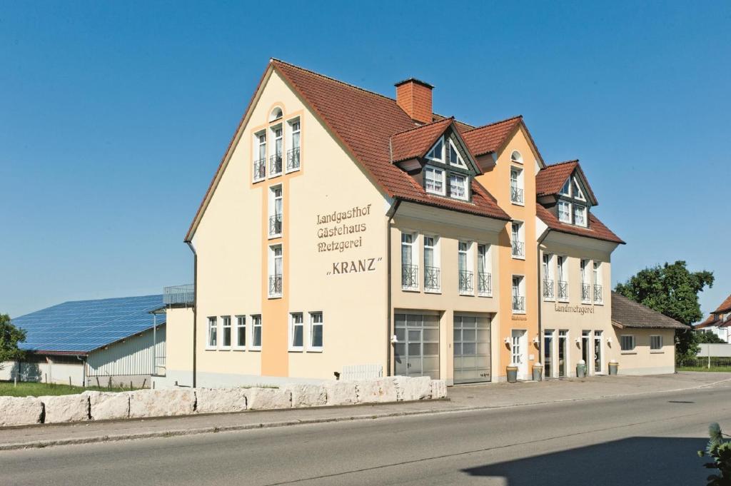 Hotel Landgasthof Kranz Хюфинген Экстерьер фото