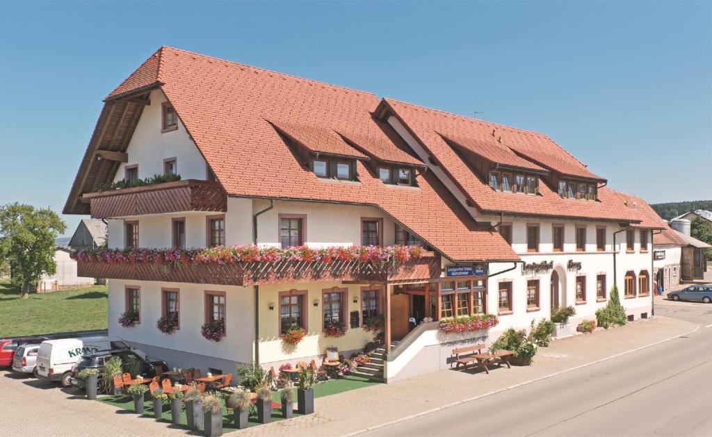 Hotel Landgasthof Kranz Хюфинген Экстерьер фото