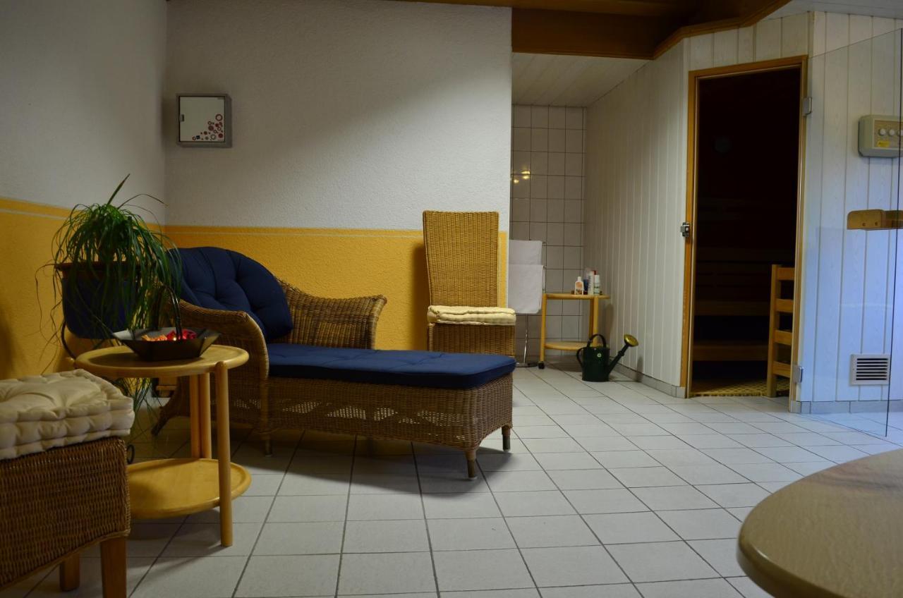 Hotel Landgasthof Kranz Хюфинген Экстерьер фото